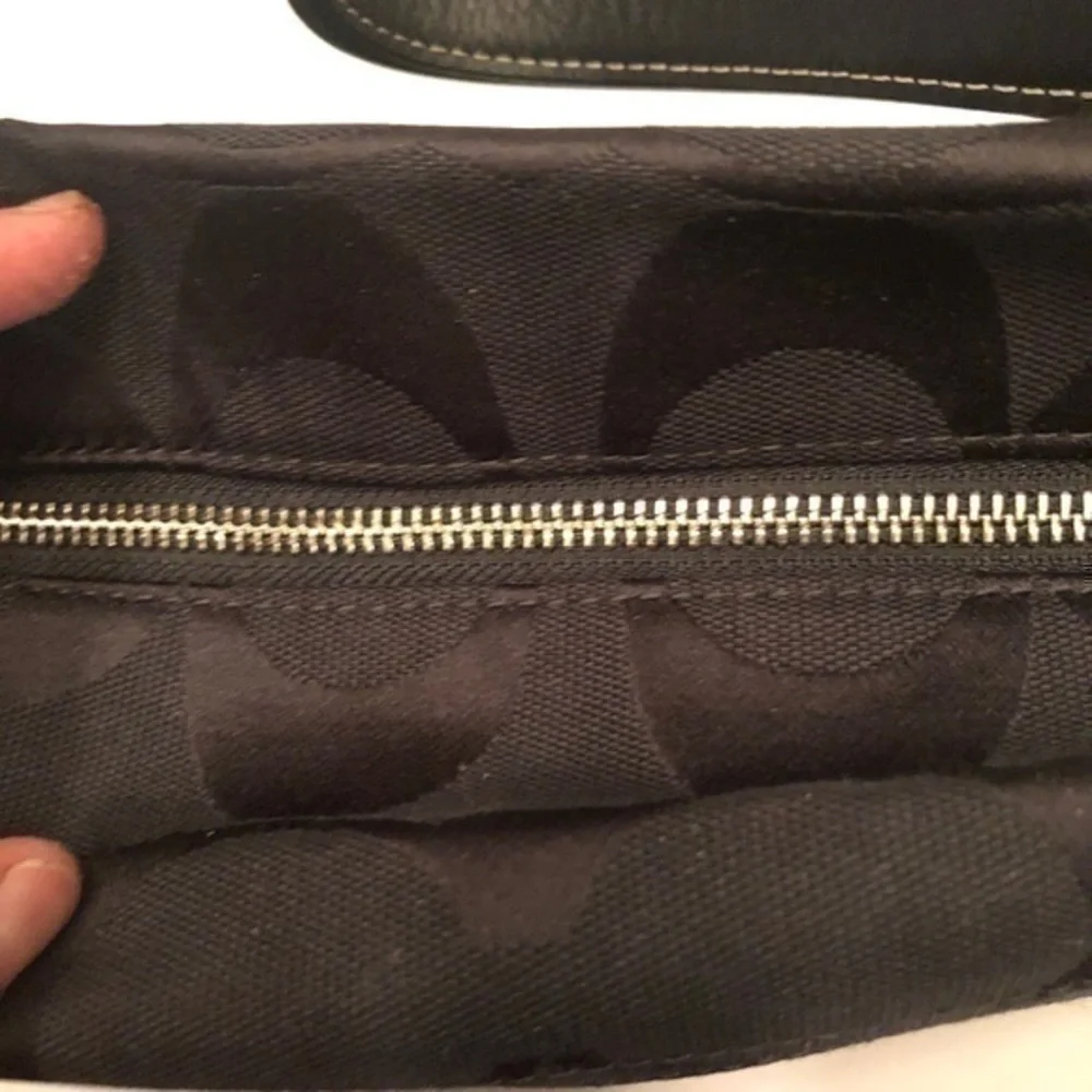 Coach vintage y2k f15068 signature jacquard black leather hobo bag